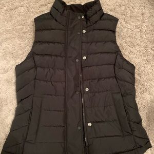 Vest!